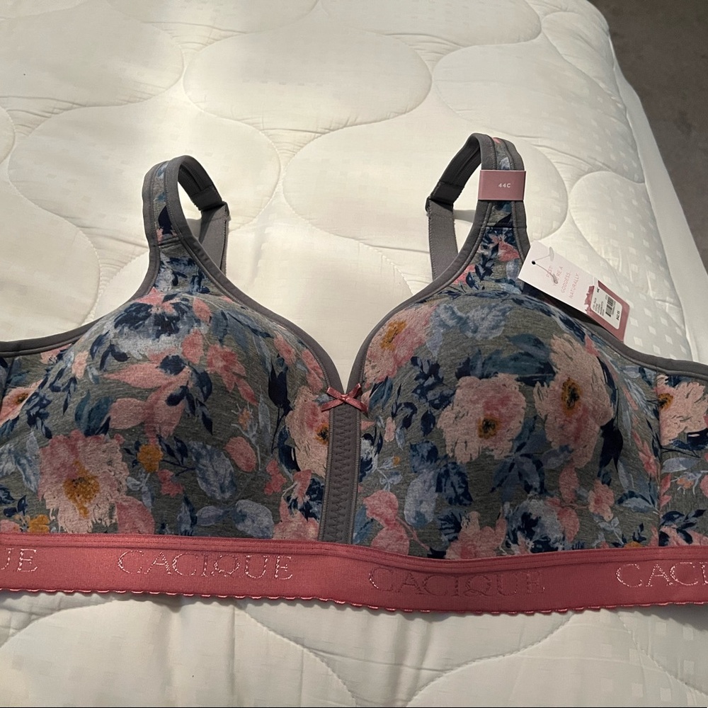Cacique Lane Bryant Lightly Lined No Wire Pink Floral Bra Smooth 44C